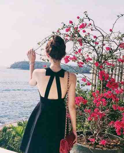 刚离婚我跟女神领证了（每日推荐一部刚离婚我跟女神领证了）