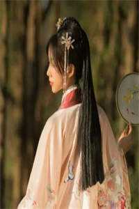 狂妃倾世：误惹妖孽王爷（狂妃倾世：误惹妖孽王爷是谁写的）