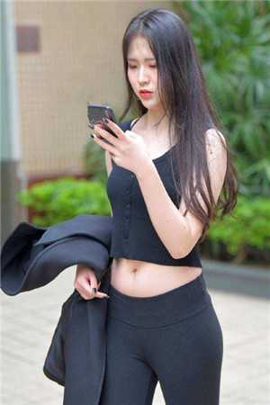 回忆里爱你（回忆里爱你的作者简介）