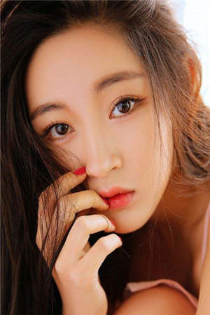 契约夫人超甜的（契约夫人超甜的）