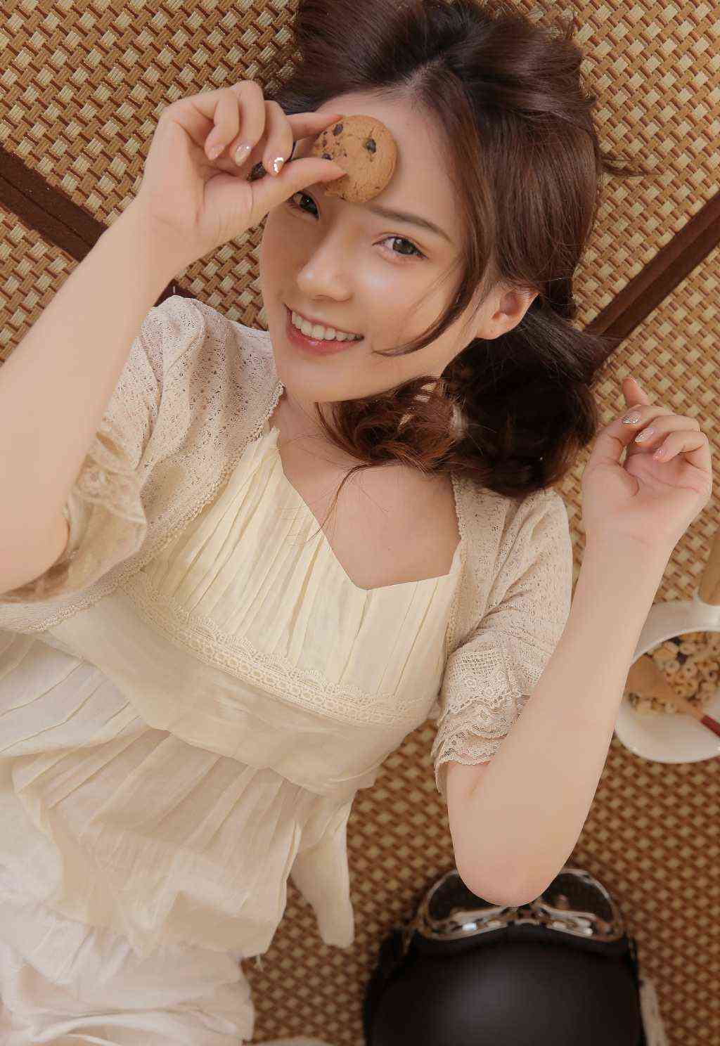 邪王缠身夫君别乱来（邪王缠身夫君别乱来）