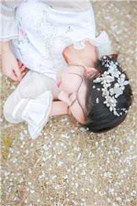 腹黑九千岁宠妻上瘾（每日分享书籍腹黑九千岁宠妻上瘾精彩部分）