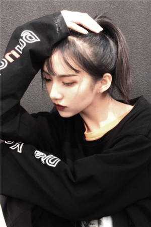 夫人禁撩：冷舔薄爷他又吃醋啦！（还有没有人知道夫人禁撩：冷舔薄爷他又吃醋啦！作者的别称）