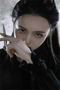 前妻似毒：总裁难宠（每日分享书籍前妻似毒：总裁难宠）