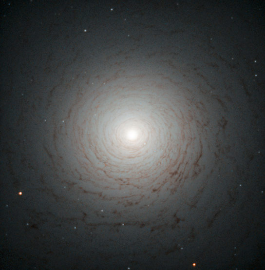 哈勃视图透镜星系NGC 524