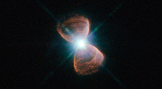 天文学家在银河系中找到行星星云的奇异对齐