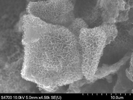 新的3D石墨烯材料 - 太阳能电池中铂金的廉价替代品