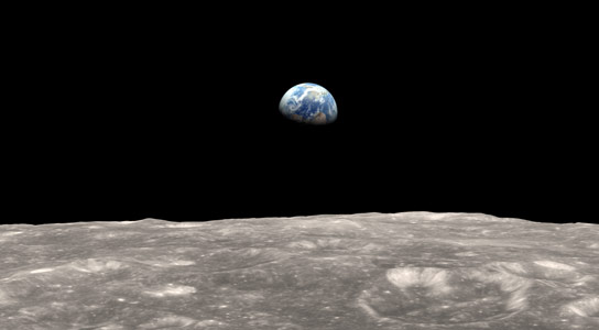 美国宇航局科学家衡量月亮的变形
