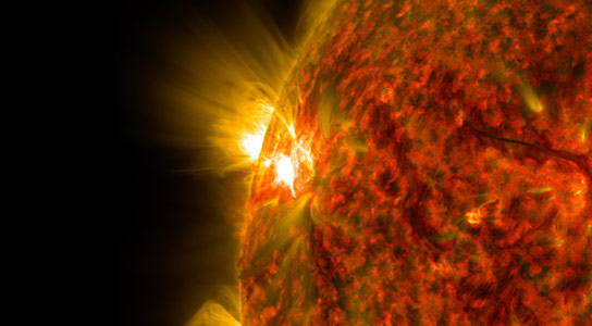 SDO检测来自新的太阳黑子的第三个中级耀斑