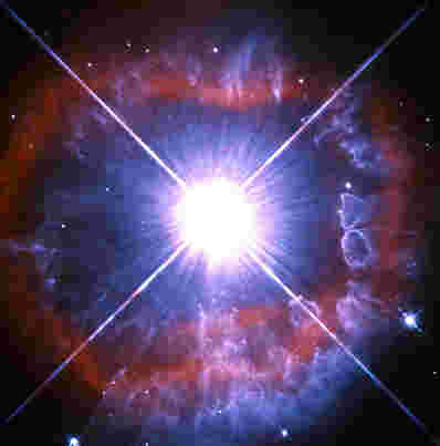 AG Carinae的最新哈勃图像