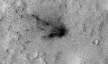 HIRISE图像揭示了火星ROVER登陆的褪色伤疤