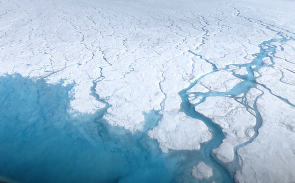 美国宇航局继续研究格陵兰岛冰融化和海平面上升