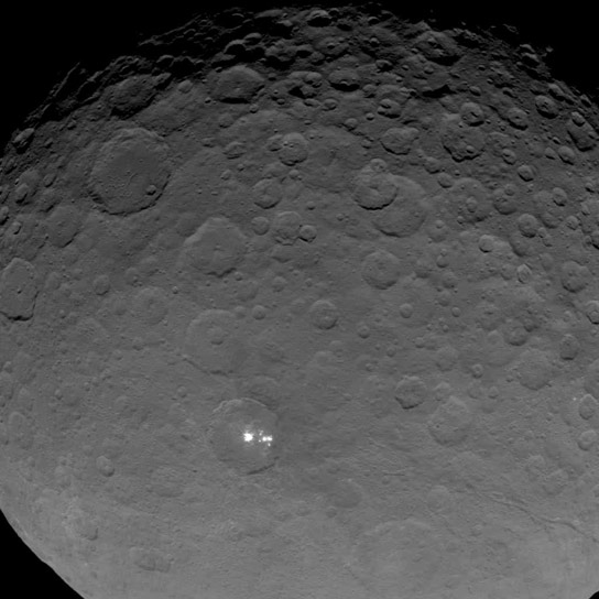 黎明捕获了Ceres Bright Spots的新图像