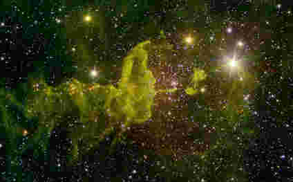 新的Spitzer图片：一个空间蜘蛛在年轻的星星看