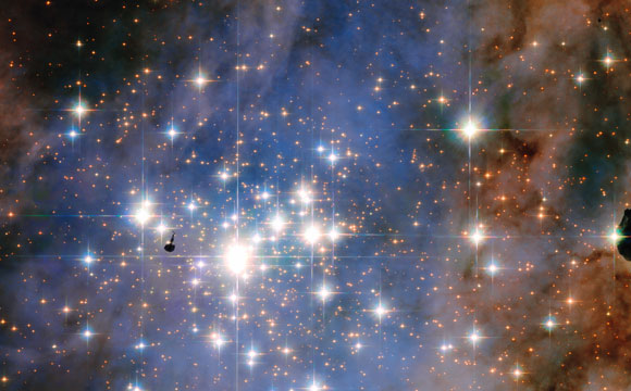 Star Cluster Trumpler 14显示了我们的星系中最明亮的星星