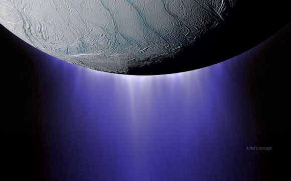 卡西尼号从冰冷的土卫二羽流中完成有史以来最深的潜水