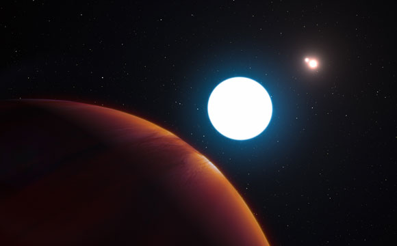 天文学家在三星系统中发现一个星球