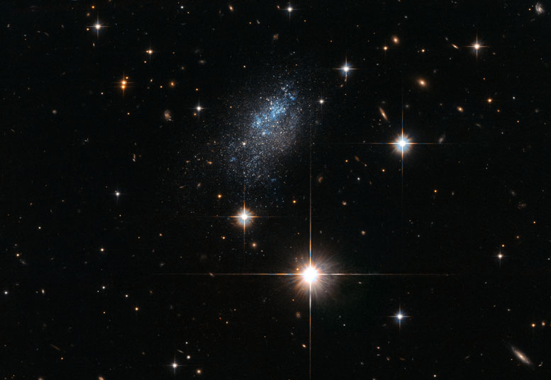 本周的哈勃望远镜图像 -  Galaxy ESO 376-16