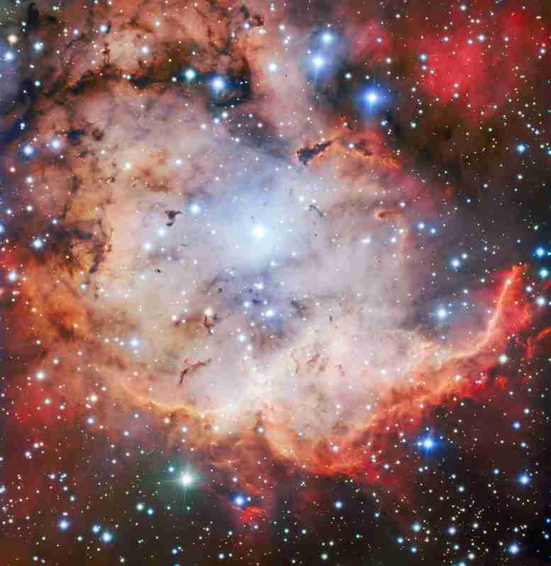ESO非常大的望远镜捕捉了骷髅和横杆星云的惊人图像
