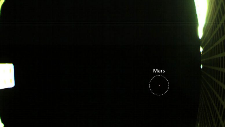 NASA CubeSat捕获了火星的第一个图像