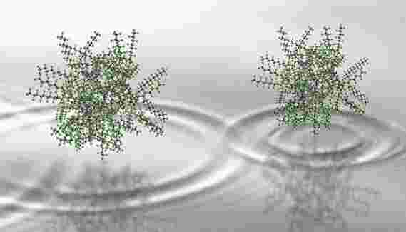 量子叠加记录：2000年两场原子一次