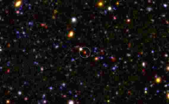 超过万亿颗恒星揭示了大爆炸之后已经形成15亿年的大规模星系的核心
