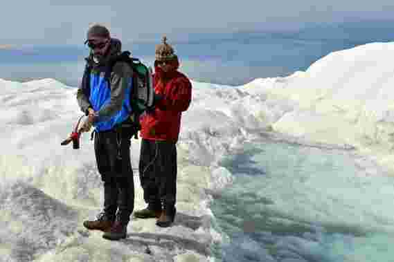 在异常晴朗的天空驱动下，格陵兰岛在2019年录得破冰记录