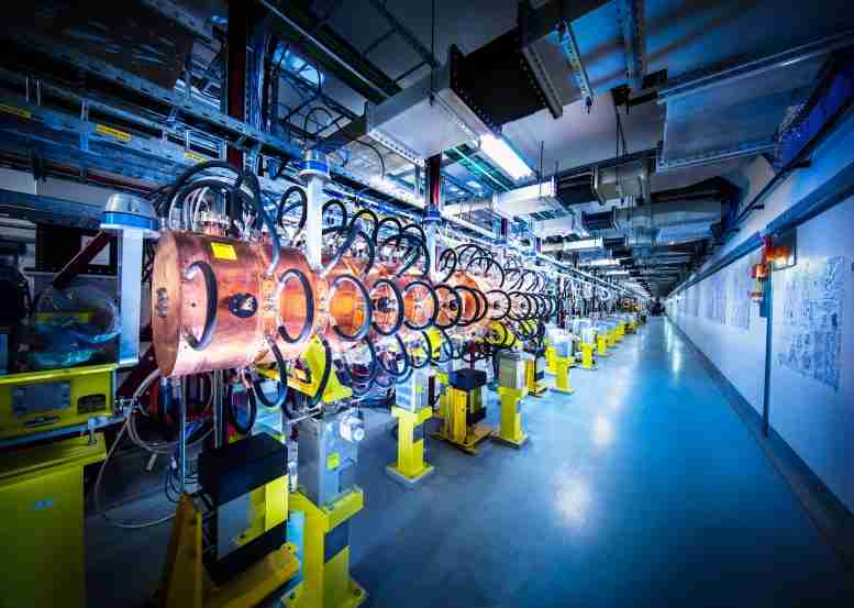 CERN最新的加速器唤醒：Linac 4已成为LHC注射链中的第一个加速器