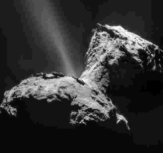 在Rosetta Spacecraft在彗星中检测到意外的紫外线Aurora