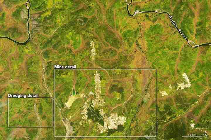 从太空看俄罗斯中央阿尔丹矿区的金矿开采