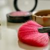 EWG赞扬Bill警告化妆品中的石棉