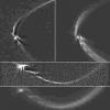 天文学家追踪冰冷的卷须到达土星的电子戒指