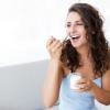 吃酸奶可能有助于减少乳腺癌的风险 - 这就是为什么
