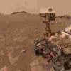 在美国国家航空航天局的好奇心火星站之前令人惊叹的火星赛车完成录制攀登