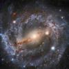 这个令人惊叹的螺旋星系令人着迷–哈勃太空望远镜拍摄了9个小时的观测时间
