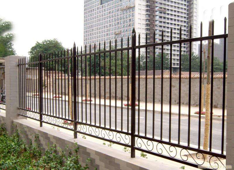 铁艺围栏铁艺护栏围墙栏杆_铁艺围栏刷漆_长春铁艺围栏制作