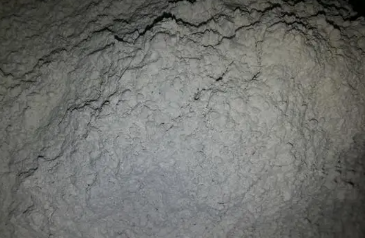 用可重复使用的离子液体从粉煤灰中开采珍贵的稀土元素