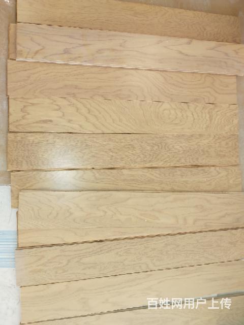 木地板爆裂怎么办_杉木地板是刷木蜡油还是清漆_办地板砖厂